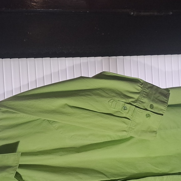 Instantly Sliming Button-Up Blouse - Picture 2 of 5